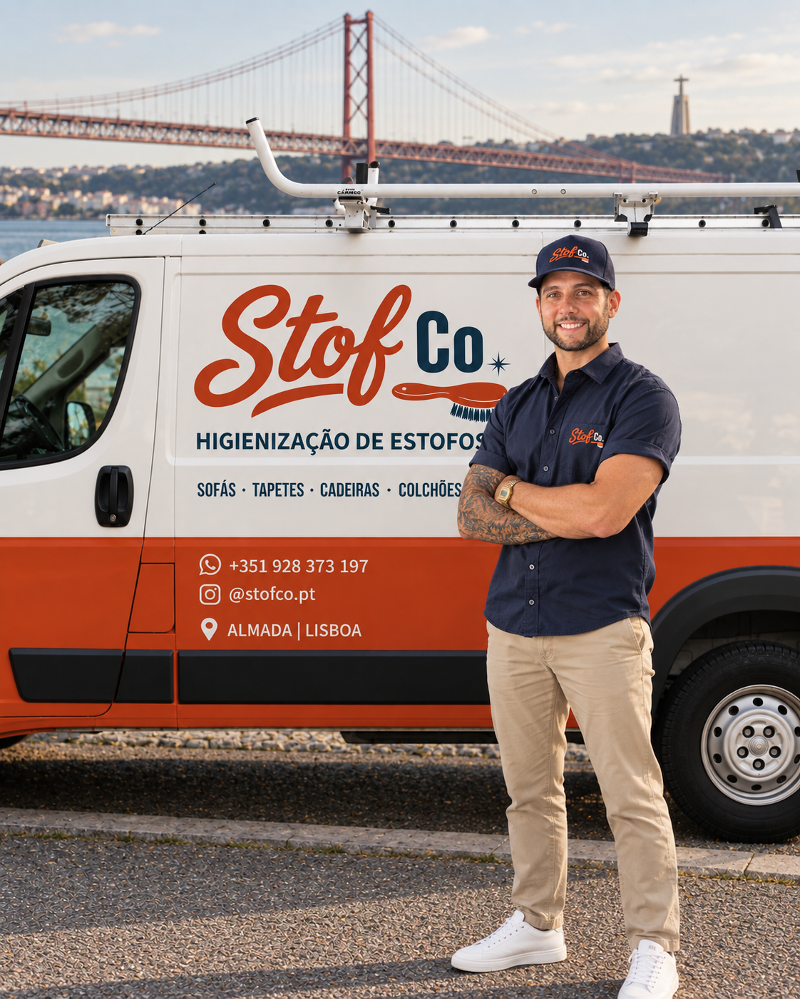 Rafael e a carrinha identificada da STOFCO em Lisboa